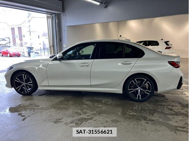 Bmw 3 SERIES 2023-06 7875482-4
