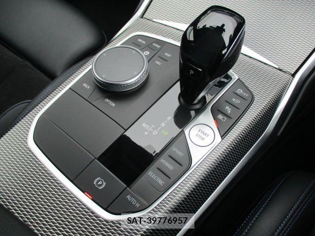Bmw 3 SERIES 2021-06 7902312-14
