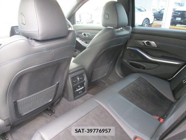 Bmw 3 SERIES 2021-06 7902312-16