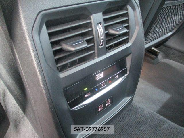 Bmw 3 SERIES 2021-06 7902312-17