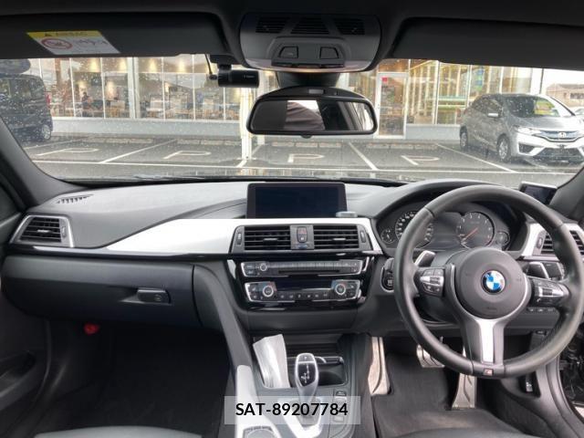 Bmw 3 SERIES 2018-06 7902319-12