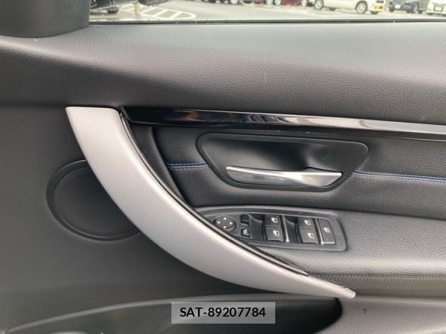 Bmw 3 SERIES 2018-06 7902319-14