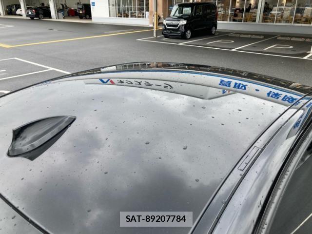 Bmw 3 SERIES 2018-06 7902319-6