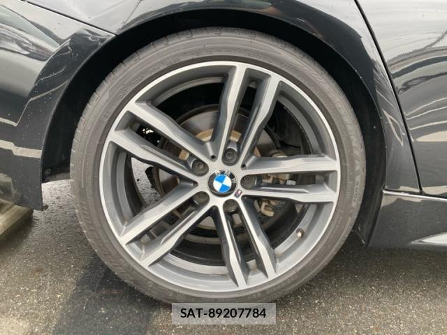 Bmw 3 SERIES 2018-06 7902319-8