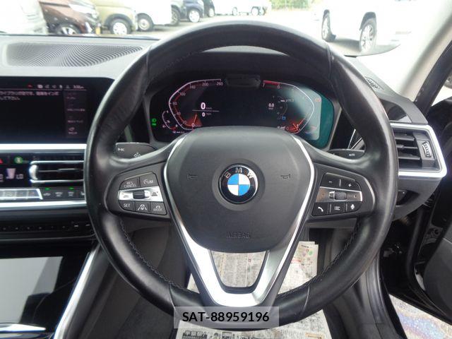 Bmw 3 SERIES 2019-03 7902317-17