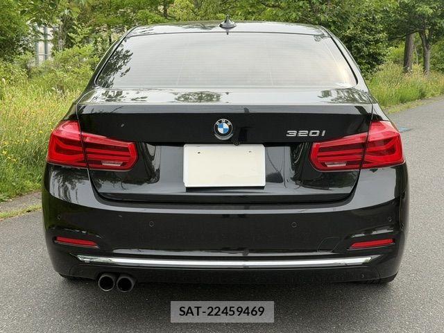 Bmw 3 SERIES 2017-08 7960644-3