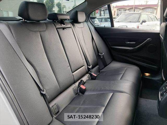 Bmw 3 SERIES 2015-06 8034568-7