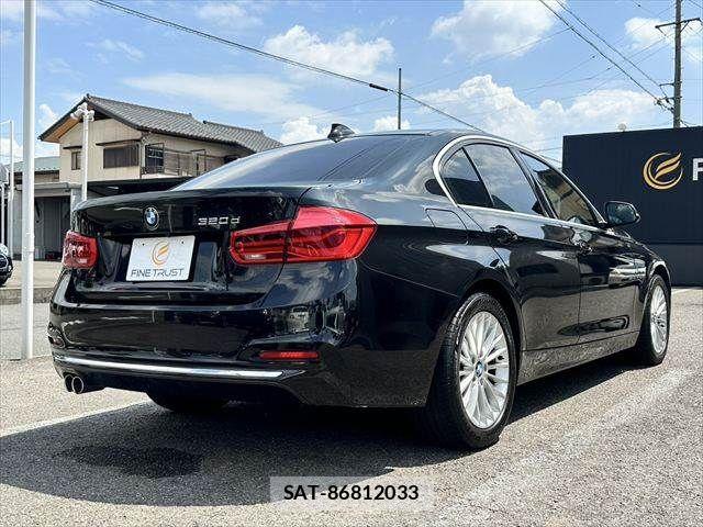 Bmw 3 SERIES 2017-07 8073022-16