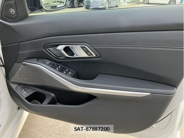 Bmw 3 SERIES 2023-02 8098186-10
