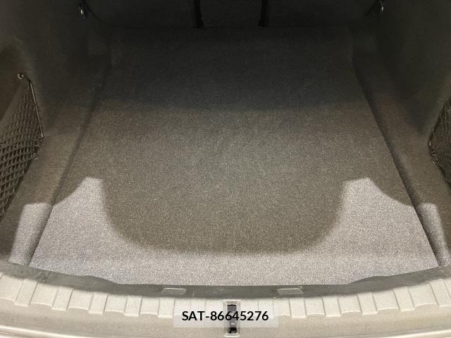 Bmw 3 SERIES 2019-03 8098200-15