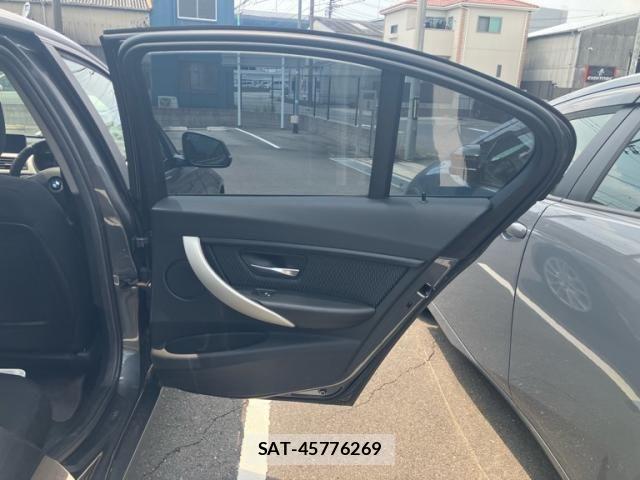 Bmw 3 SERIES 2016-03 8129161-11