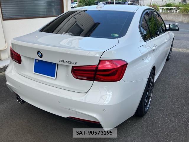 Bmw 3 SERIES 2018-12 8129158-4