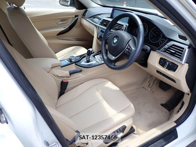 Bmw 3 SERIES 2017-08 8129157-1