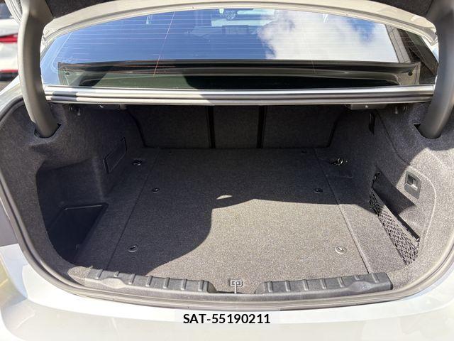Bmw 3 SERIES 2018-04 8129159-17
