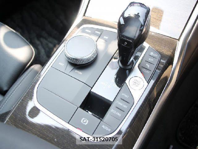 Bmw 3 SERIES 2021-02 8158032-15