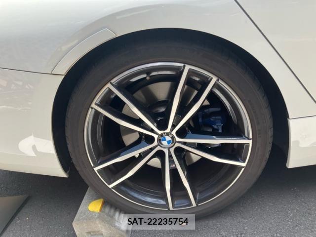 Bmw 3 SERIES 2019-08 8206558-9