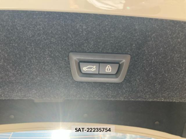 Bmw 3 SERIES 2019-08 8206558-6