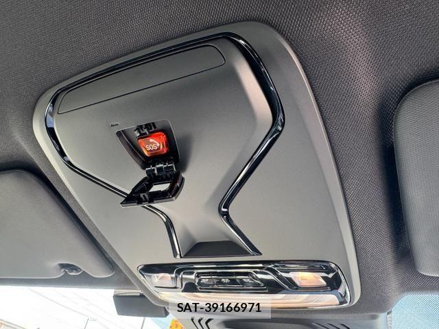 Bmw 3 SERIES 2025-12 8206553-23