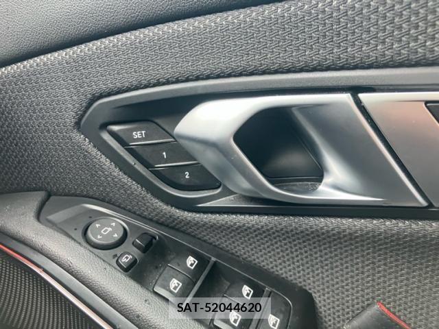 Bmw 3 SERIES 2021-11 8206561-24