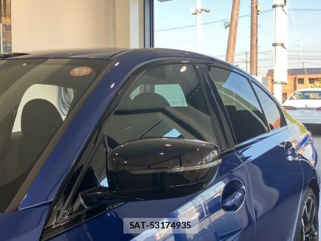 Bmw 3 SERIES 2025-10 8206552-20