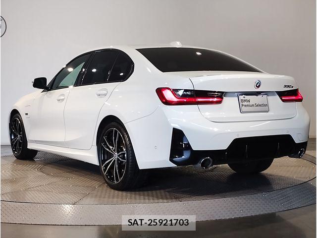Bmw 3 SERIES 2022-11 8206555-2