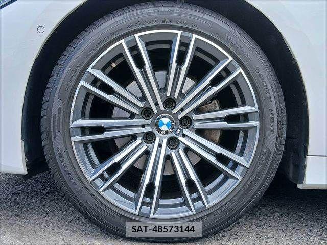 Bmw 3 SERIES 2019-04 8206560-26