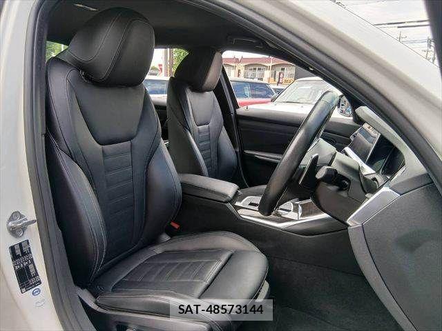 Bmw 3 SERIES 2019-04 8206560-6