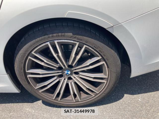 Bmw 3 SERIES 2019-10 8229010-11