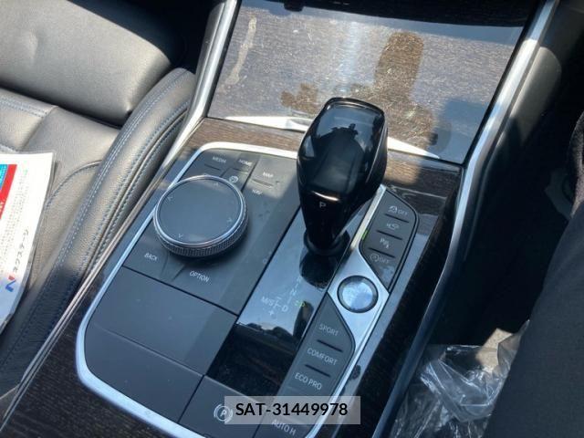 Bmw 3 SERIES 2019-10 8229010-24