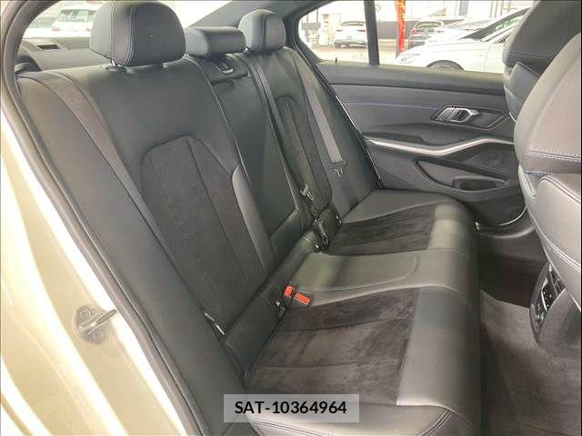 Bmw 3 SERIES 2019-02 8244688-11