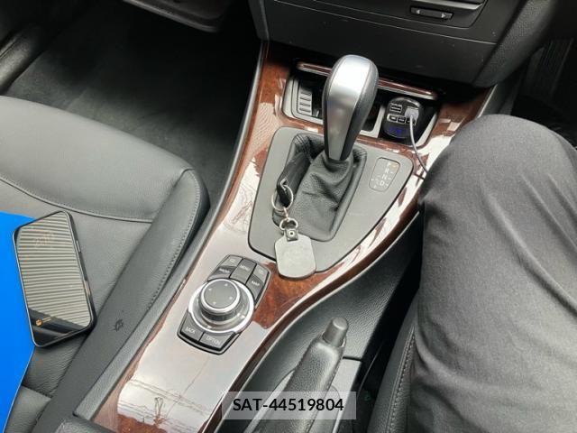 Bmw 3 SERIES 2009-12 8244695-17