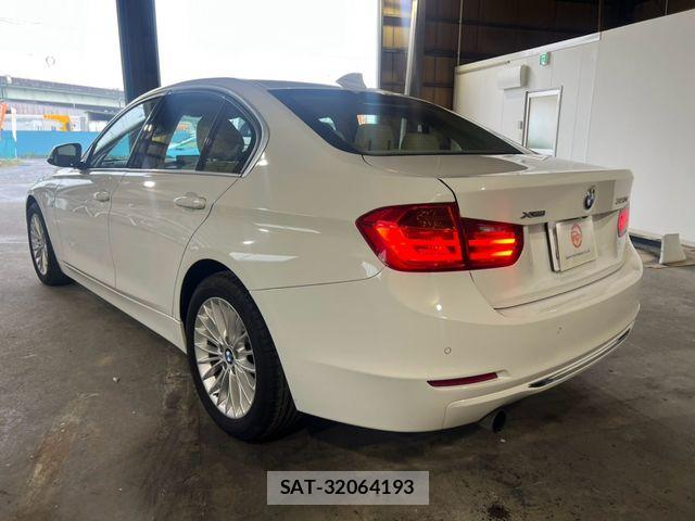 Bmw 3 SERIES 2013-08 8313315-3
