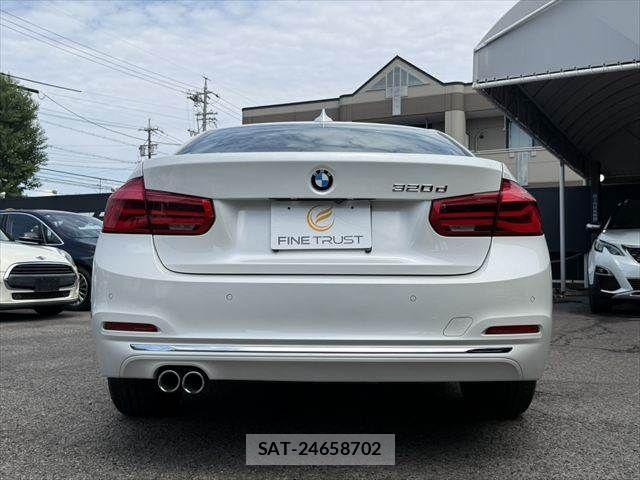 Bmw 3 SERIES 2017-06 8313313-17
