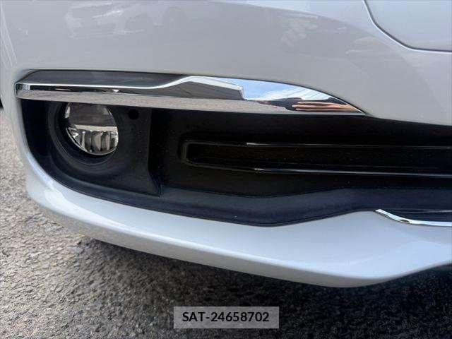 Bmw 3 SERIES 2017-06 8313313-23