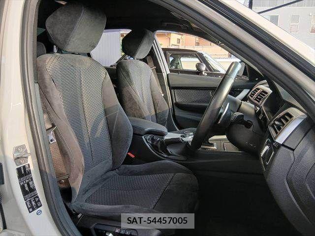 Bmw 3 SERIES 2017-07 8335039-6