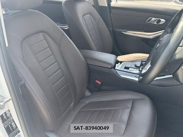 Bmw 3 SERIES 2019-06 8335035-10