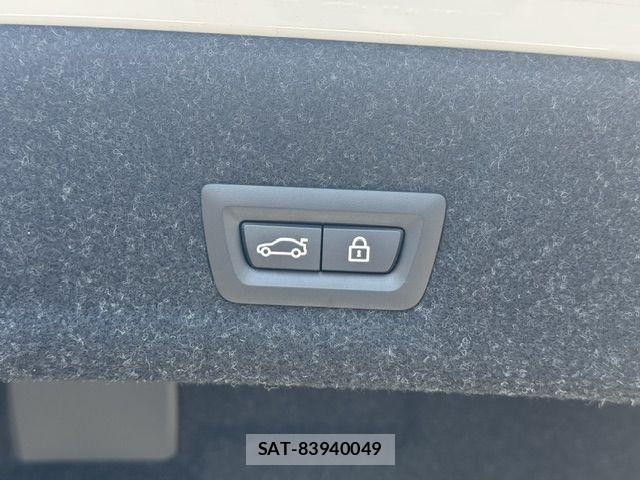 Bmw 3 SERIES 2019-06 8335035-18