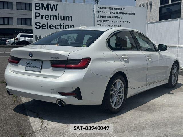 Bmw 3 SERIES 2019-06 8335035-2