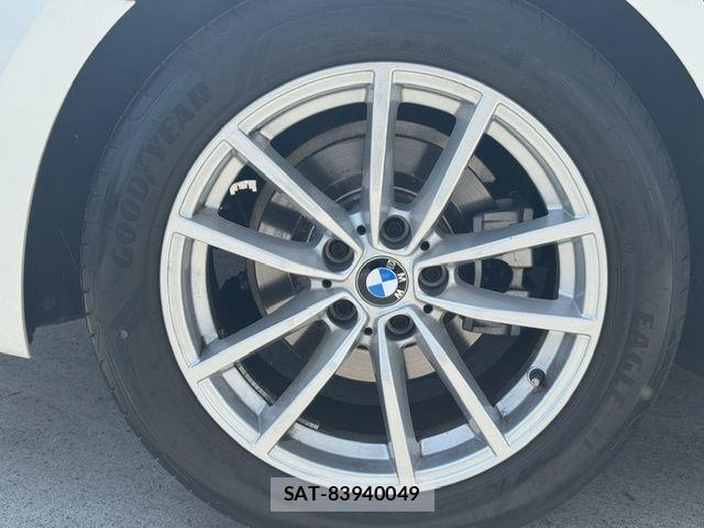 Bmw 3 SERIES 2019-06 8335035-6