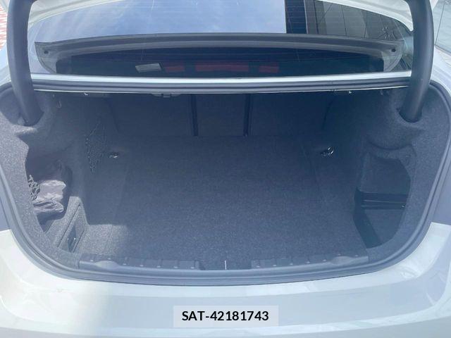 Bmw 3 SERIES 2018-08 8335038-10