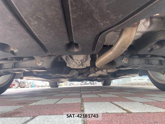 Bmw 3 SERIES 2018-08 8335038-19