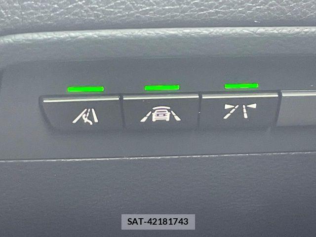 Bmw 3 SERIES 2018-08 8335038-6