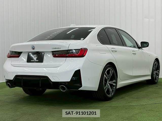Bmw 3 SERIES 2022-10 8335033-15