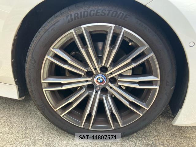 Bmw 3 SERIES 2022-09 8335034-8