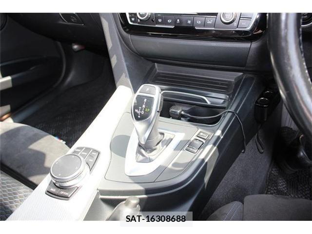 Bmw 3 SERIES 2017-08 8335041-23