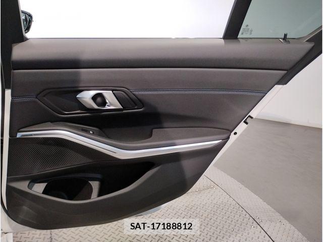 Bmw 3 SERIES 2025-11 8335027-29