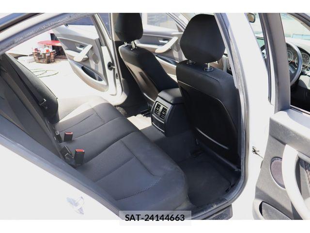 Bmw 3 SERIES 2016-01 8335043-3
