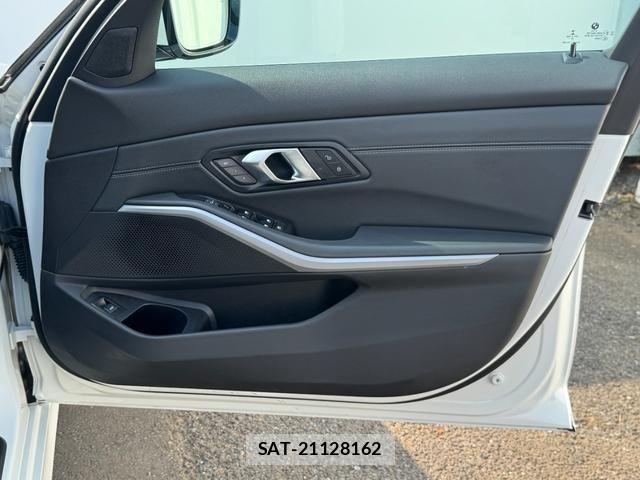 Bmw 3 SERIES 2020-12 8353958-22