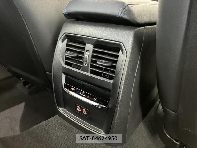 Bmw 3 SERIES 2025-12 8353957-21