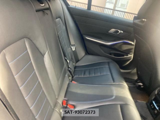 Bmw 3 SERIES 2019-10 8353960-10